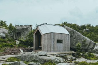 pexels-enric-cruz-lópez-6272366